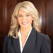 Merrill Lynch Wealth Management Advisor Lauren L Fritz-Mariner 02