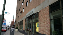 Charles Schwab 02