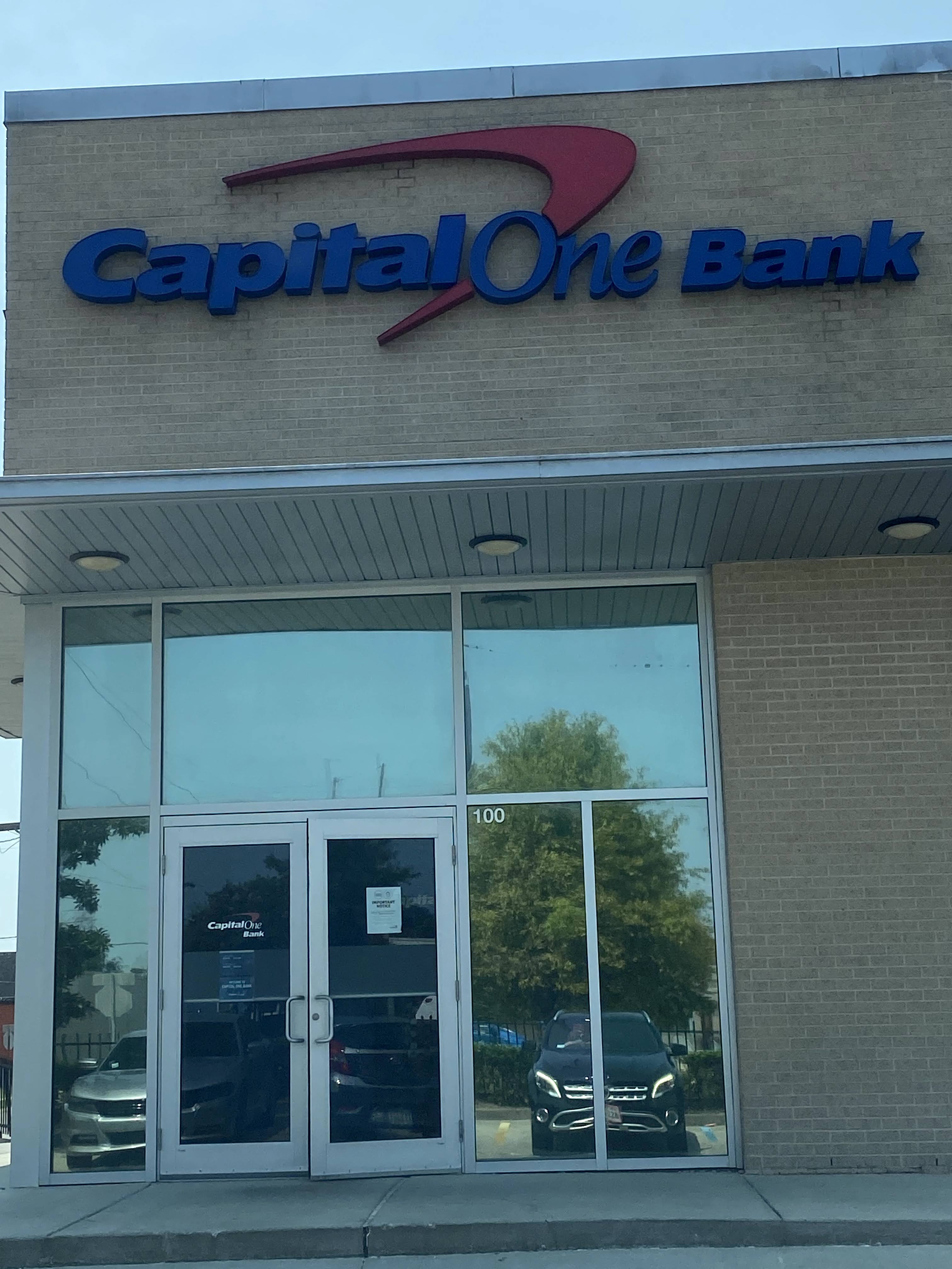 Capital One Bank 01