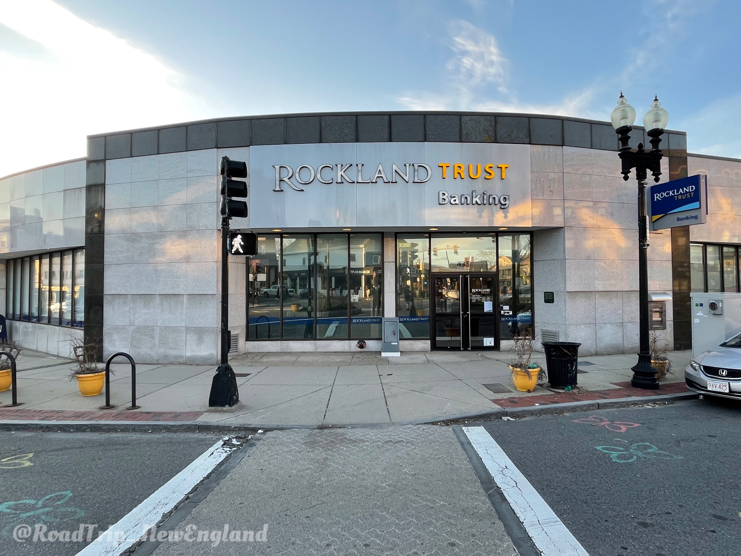 Rockland Trust Bank 01