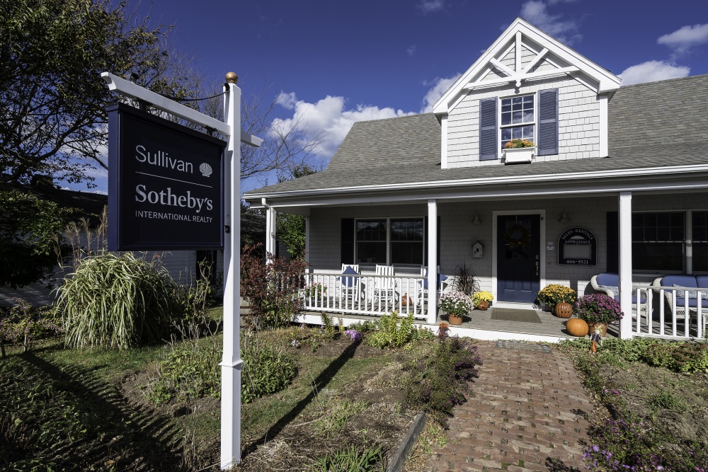 Sullivan Sotheby's International Realty 01