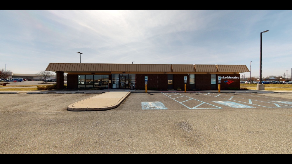 Bank of America (with Drive-thru ATM) 01
