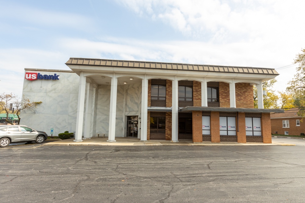 U.S. Bank Branch 01
