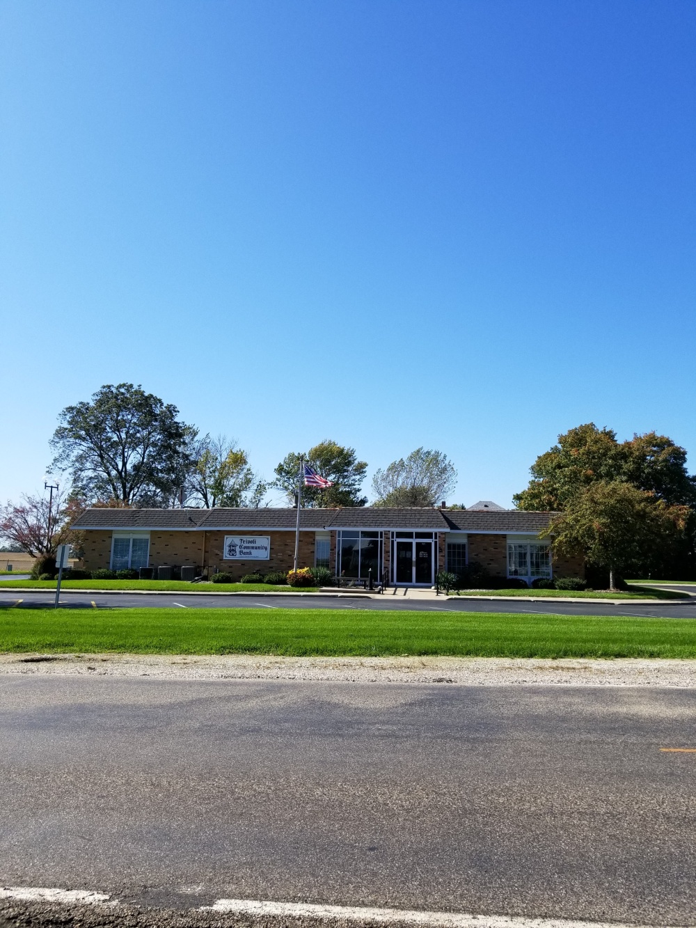 Trivoli Community Bank 01