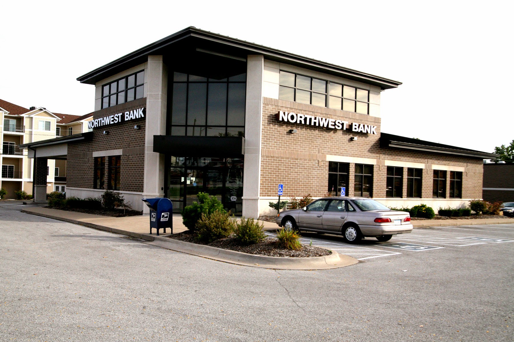 Northwest Bank & Trust Company 01