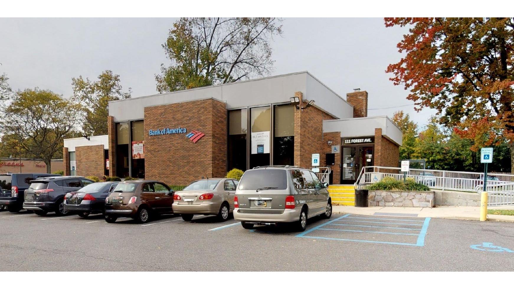Bank of America (with Drive-thru ATM) 01