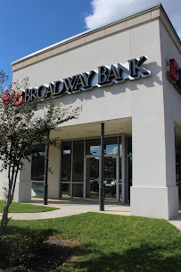 Broadway Bank - Leon Springs Financial Center 02