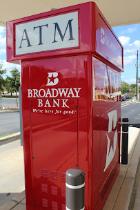 Broadway Bank - Leon Springs Financial Center 04