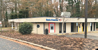 Bank of America (with Drive-thru ATM) 04