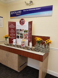 Rockland Trust Bank 02
