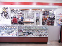 Money Mart Pawn & Jewelry 03