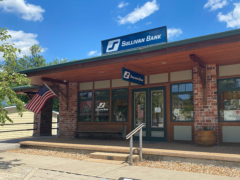 Sullivan Bank 01