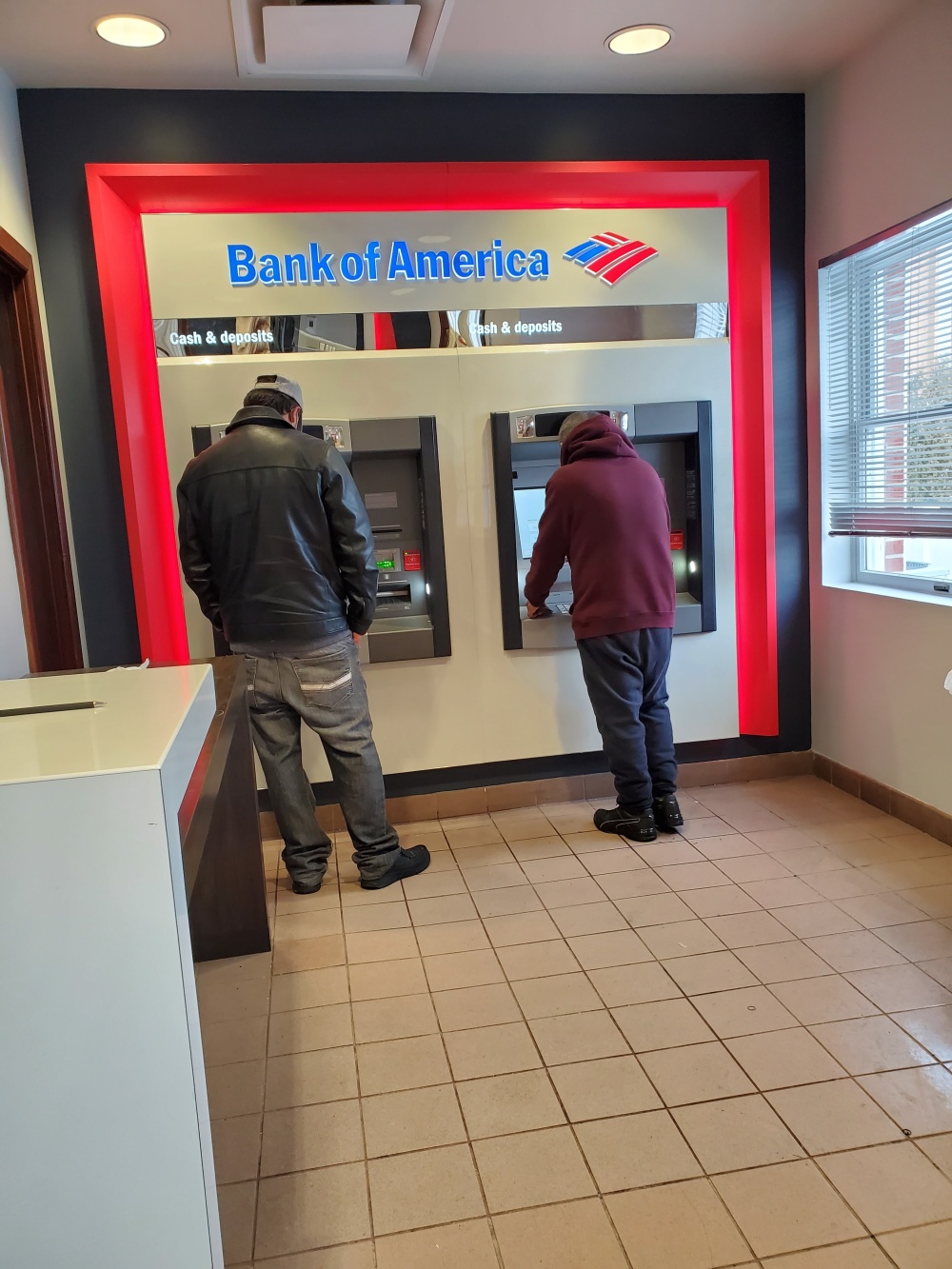 Bank of America (with Drive-thru services) 01