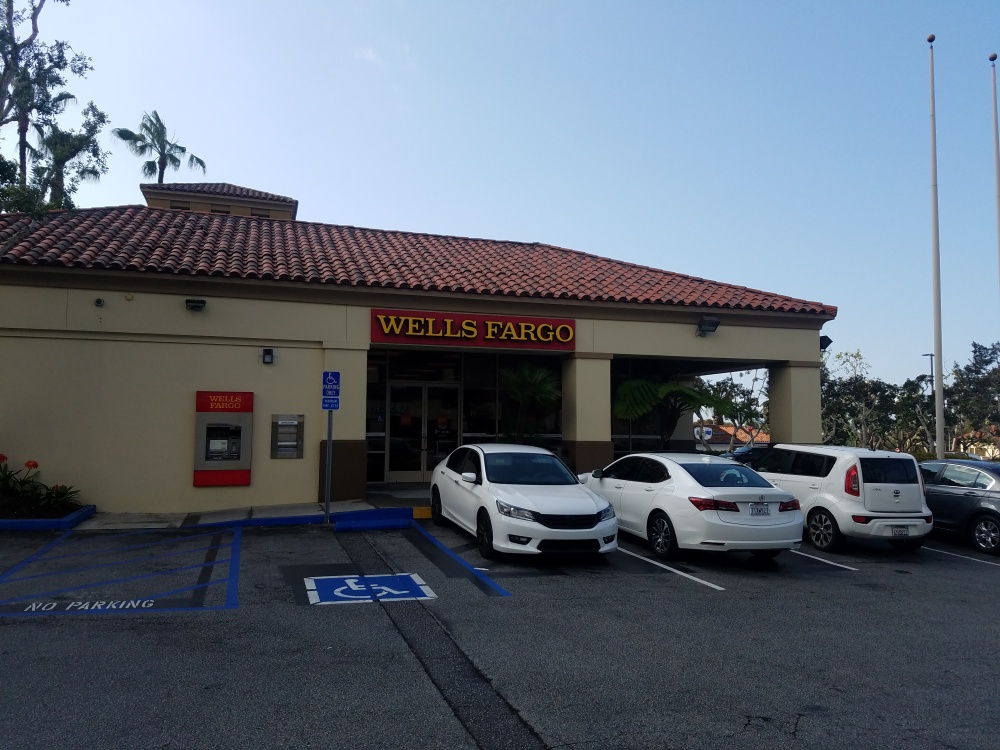 Wells Fargo Bank 01