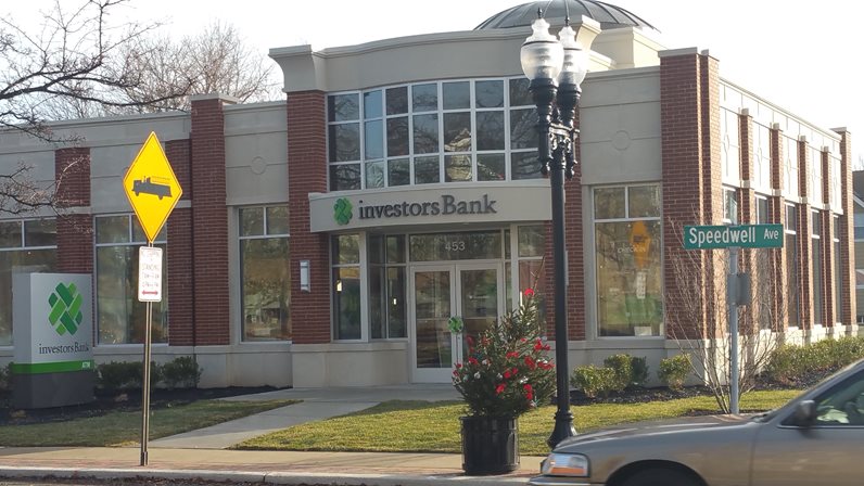 Investors Bank 01