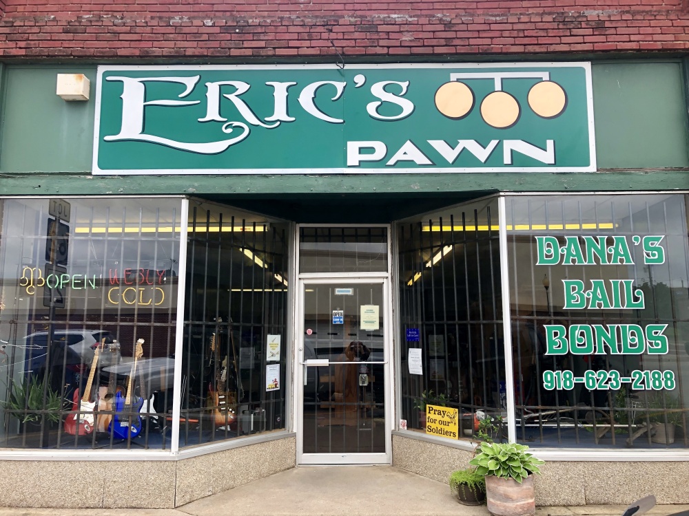 Eric's Pawn and Dana’s Bail Bonds 01