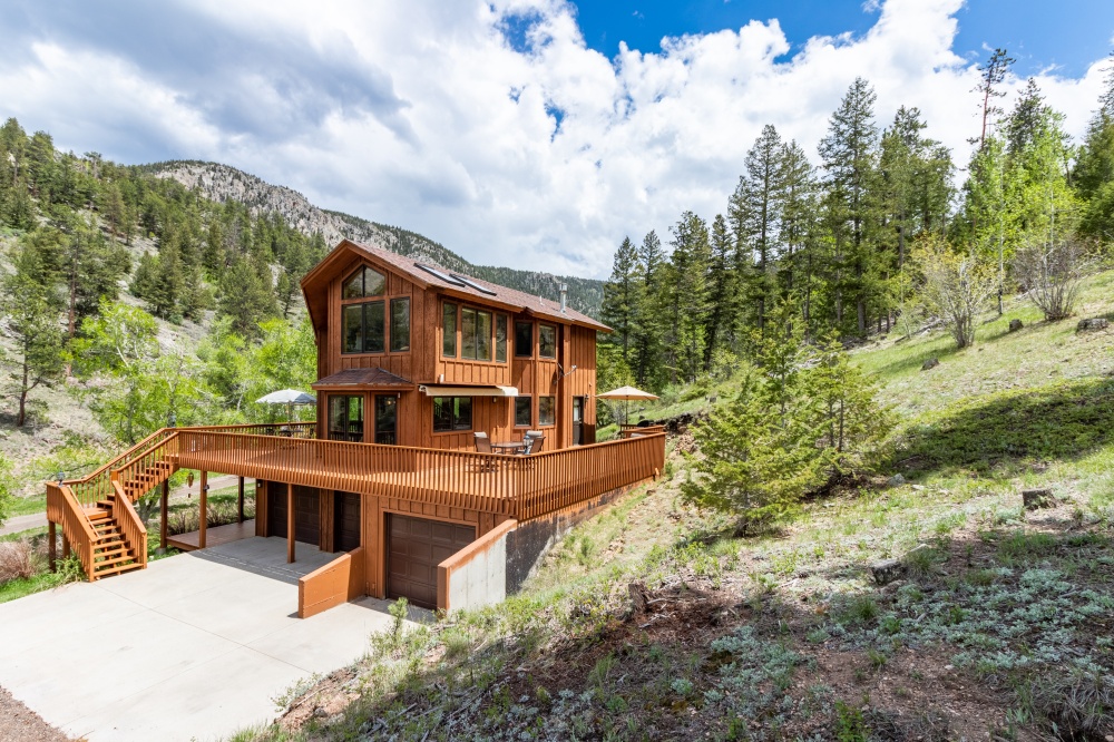 Gomez Team | RE/MAX Mountain Brokers 01