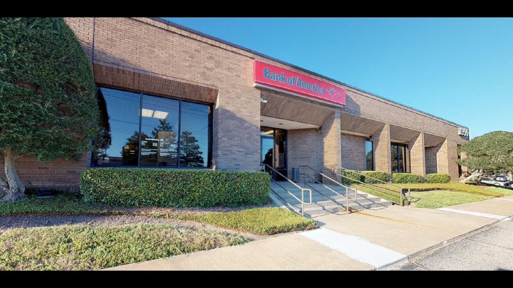 Bank of America (with Drive-thru ATM) 01