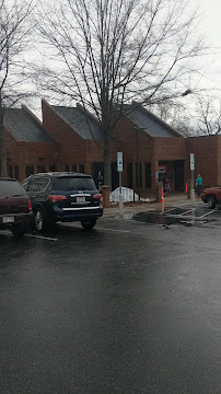 Bank of America (with Drive-thru services) 02