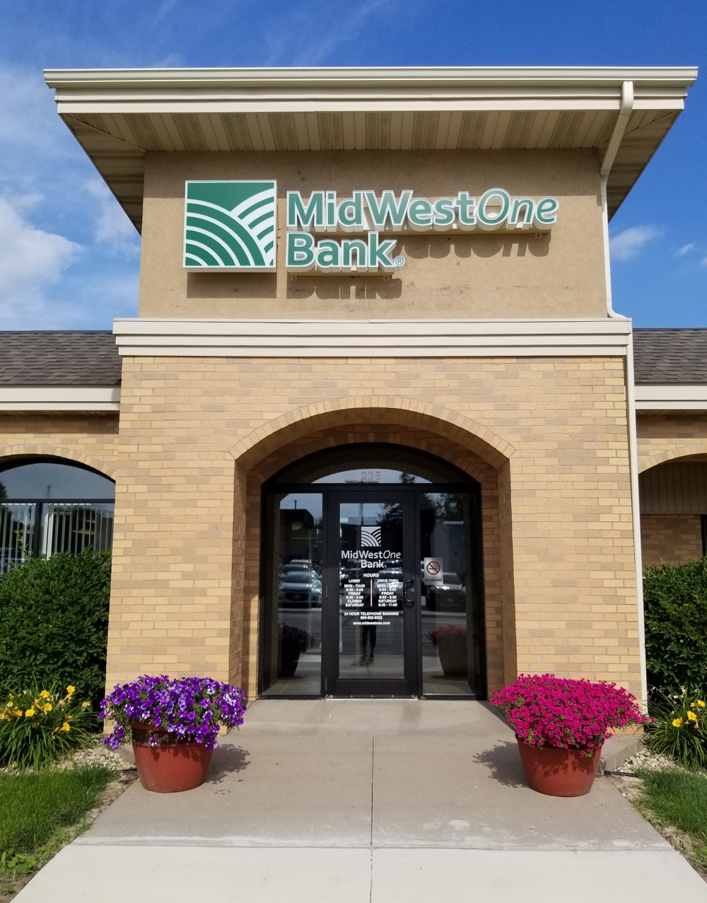 MidWestOne Bank 01