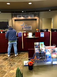TwinStar Credit Union Lacey Crossroads 03