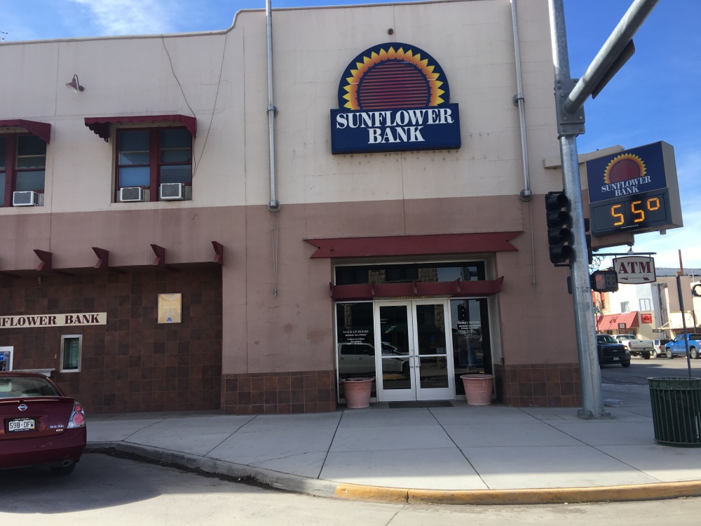 Sunflower Bank 01