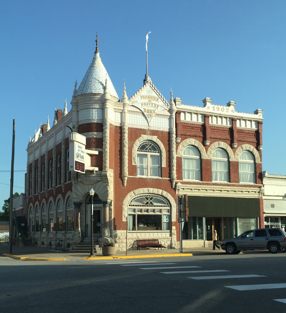 Farmers & Drovers Bank 01