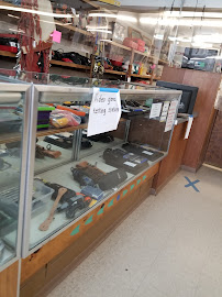 Ted's Pawn Shop 03