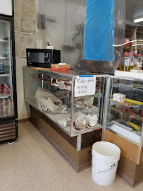 Ted's Pawn Shop 04
