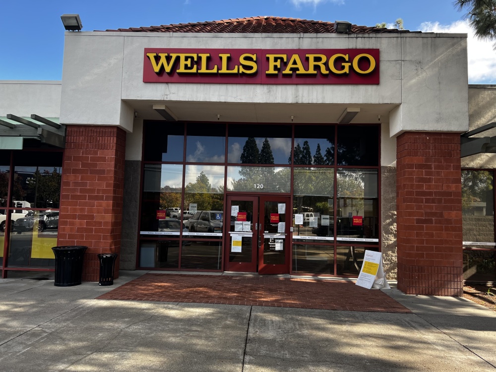 Wells Fargo Bank 01