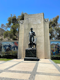 Forest Lawn 02