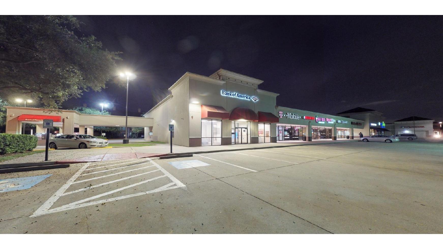 Bank of America (with Drive-thru ATM) 01