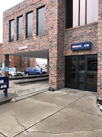 U.S. Bank Branch 01