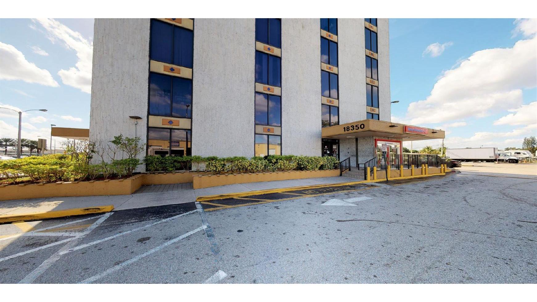 Bank of America (with Drive-thru ATM) 01