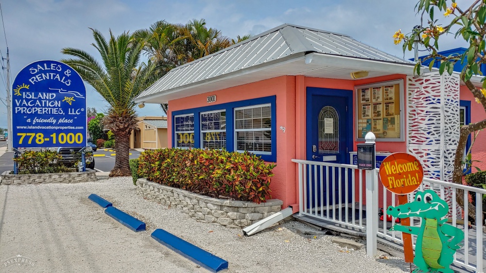 Island Vacation Properties 01