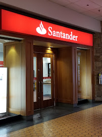 Santander Bank Branch 03