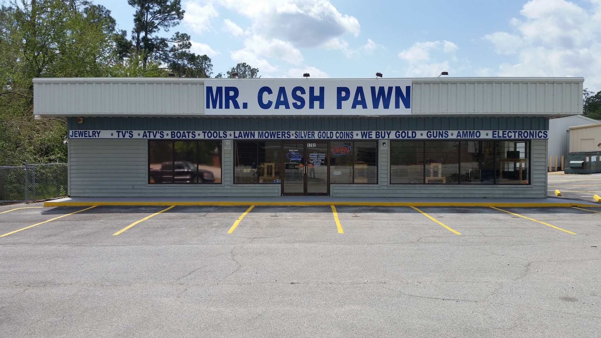 Mr Cash Pawn Shop 01