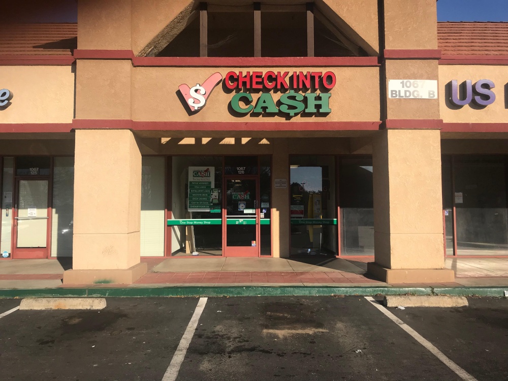 Check Into Cash 01
