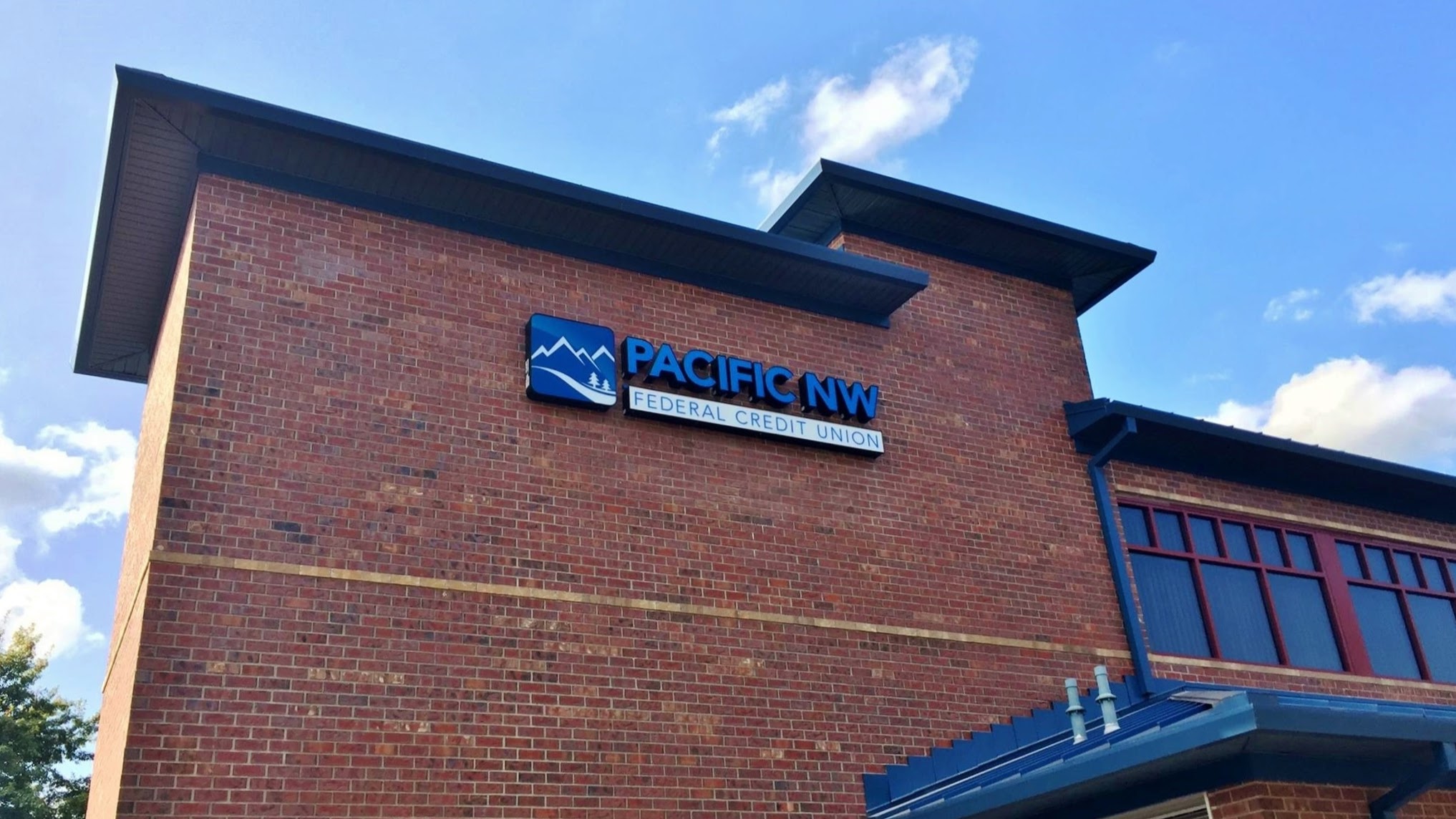 Pacific NW Federal Credit Union - PNWFCU Branch & ATM 01