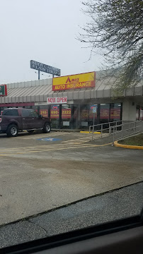 A-MAX Auto Insurance 02