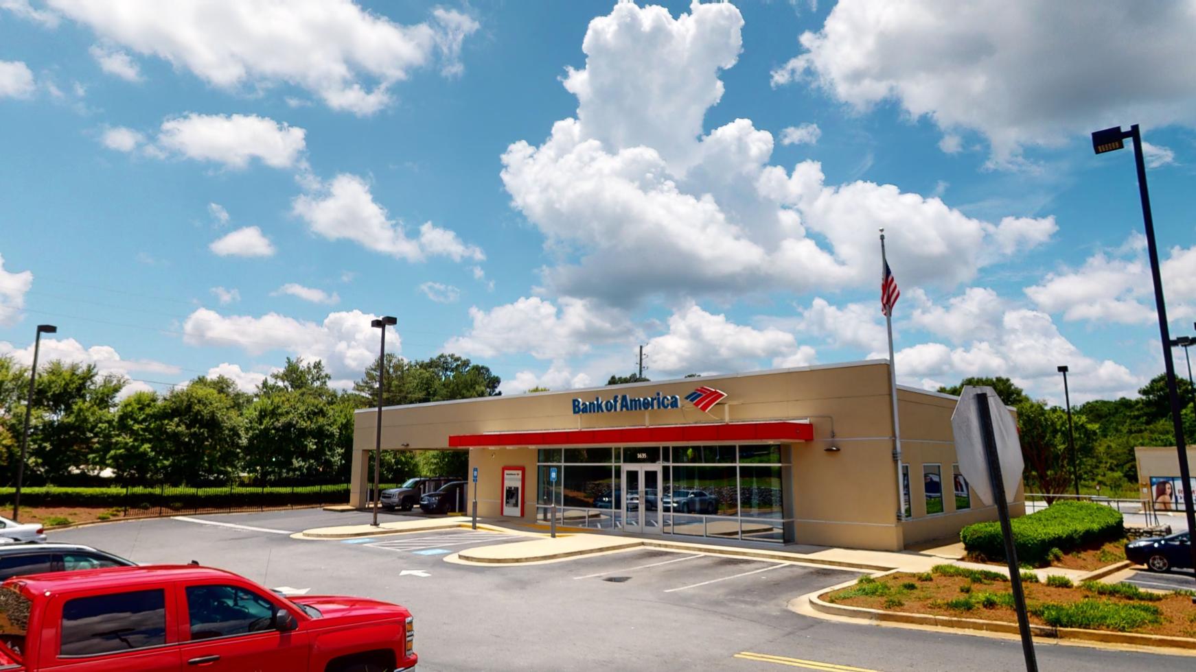 Bank of America (with Drive-thru services) 01
