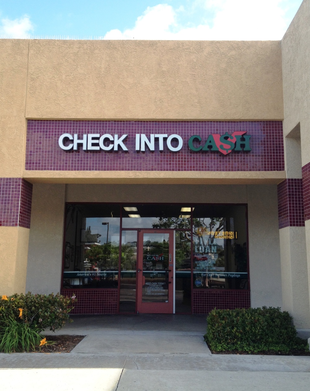 Check Into Cash 01