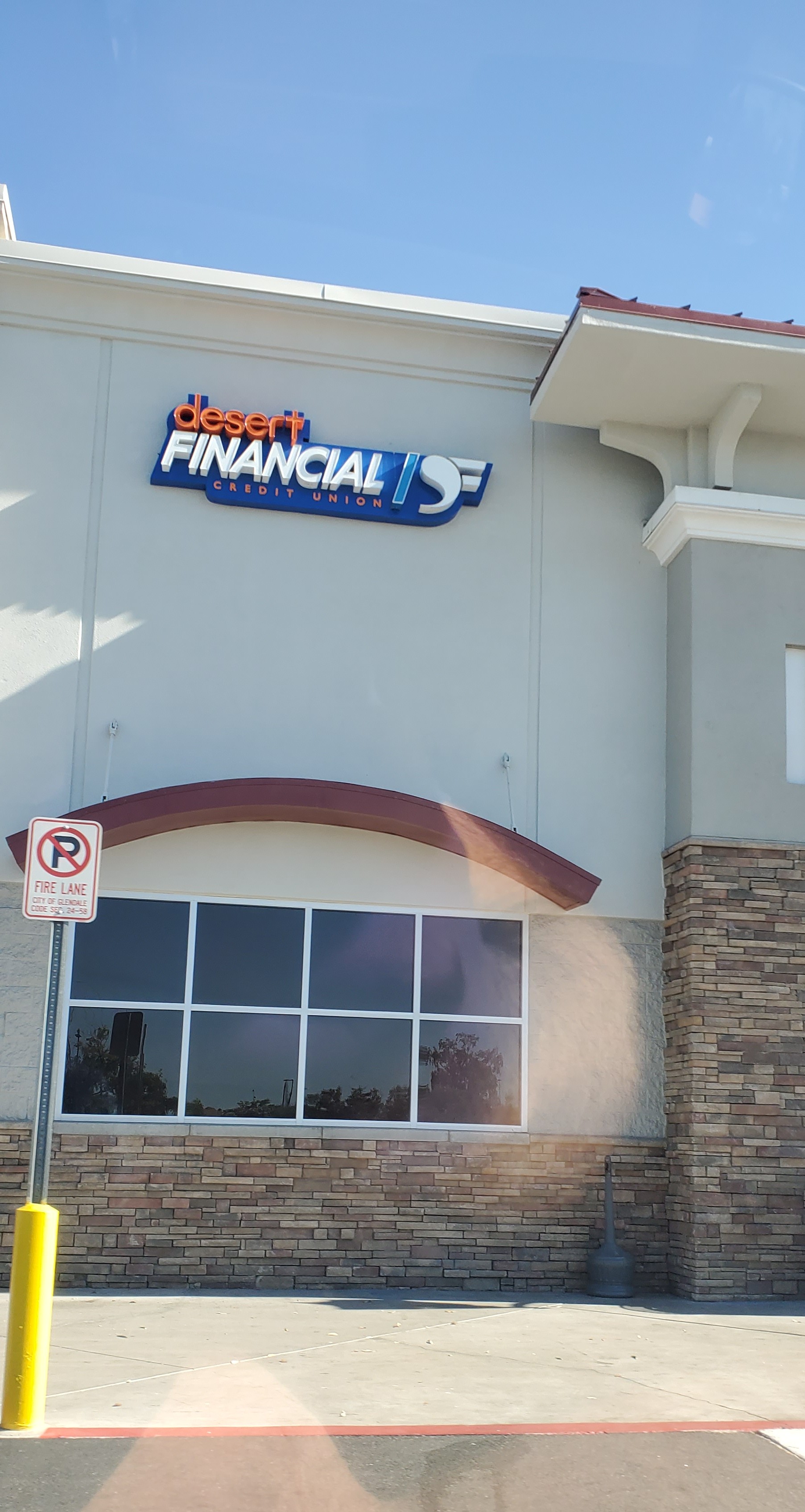 Desert Financial Credit Union 01