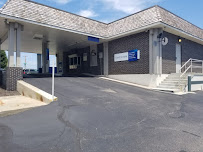 UMB Bank (with drive-thru services) 02