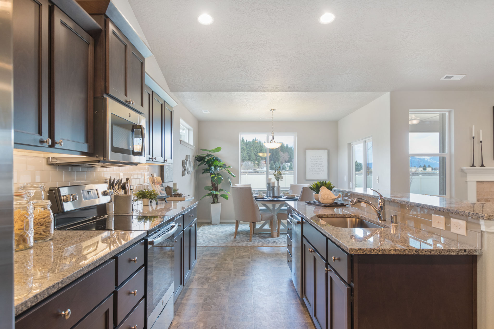 Summerfield by Hayden Homes 01