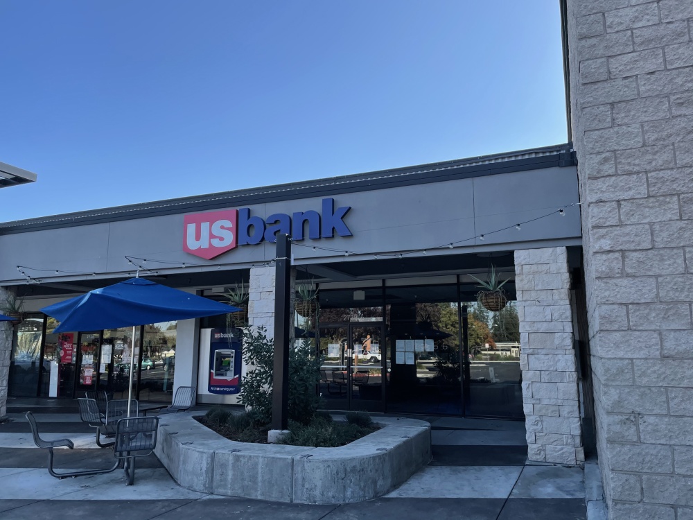 U.S. Bank Branch 01