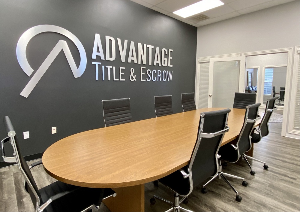 Advantage Title & Escrow 01