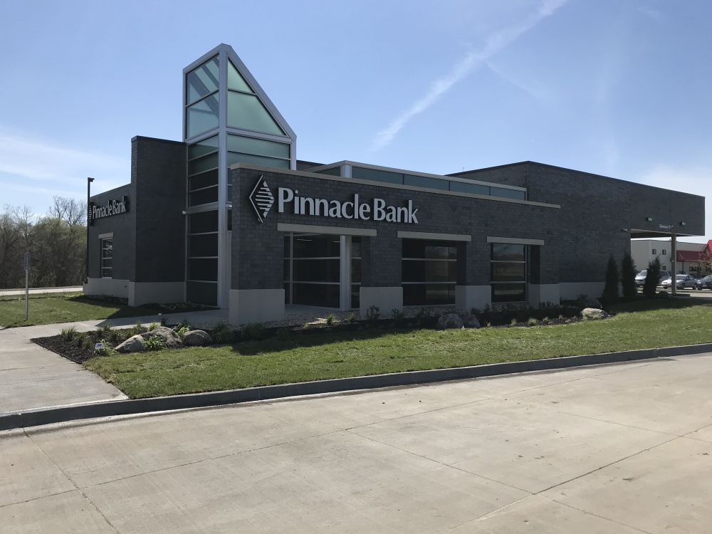 Pinnacle Bank 01