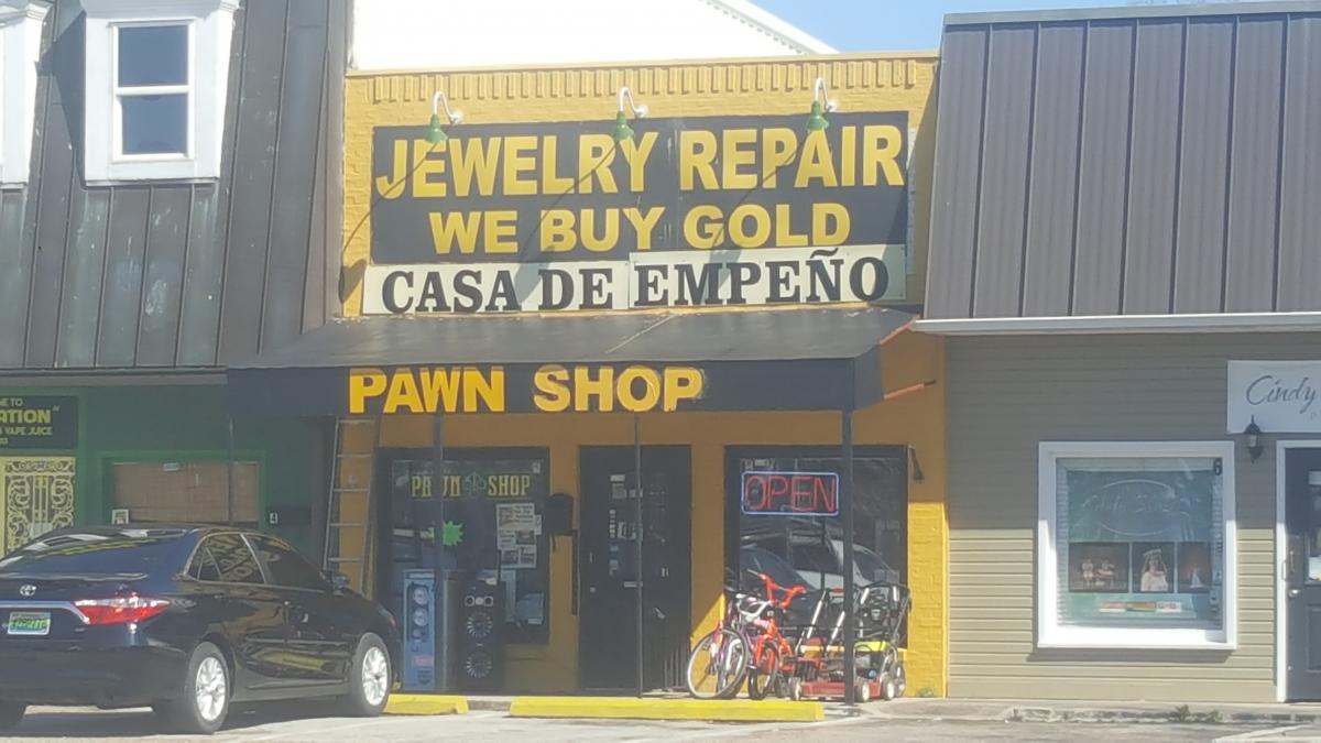 RV's Pawn Shop 01