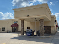 RiverWood Bank 02